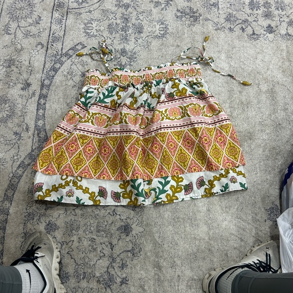 Sarah Hann Floral Smocked Top - Picture 3 of 5